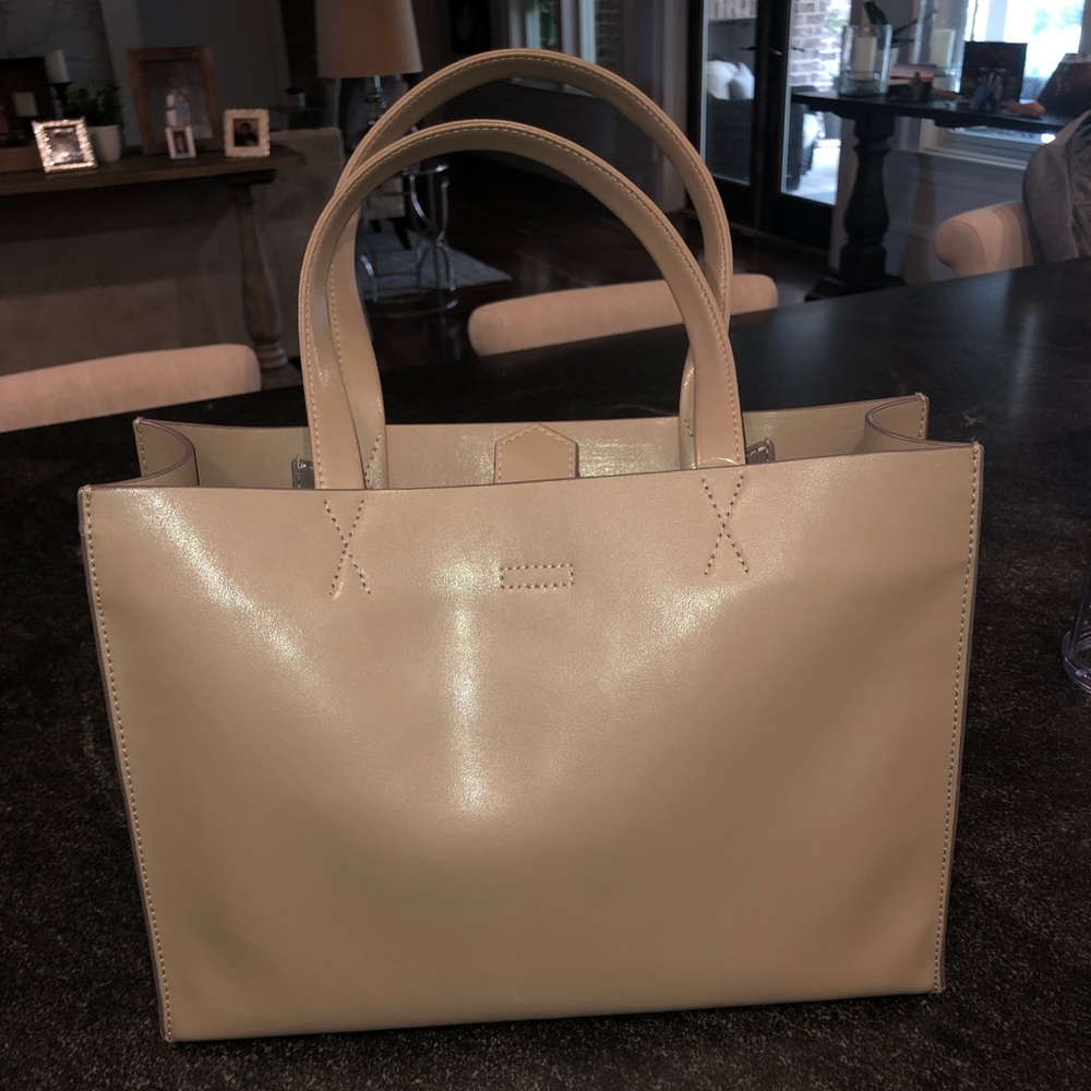 Banana Republic Bag!